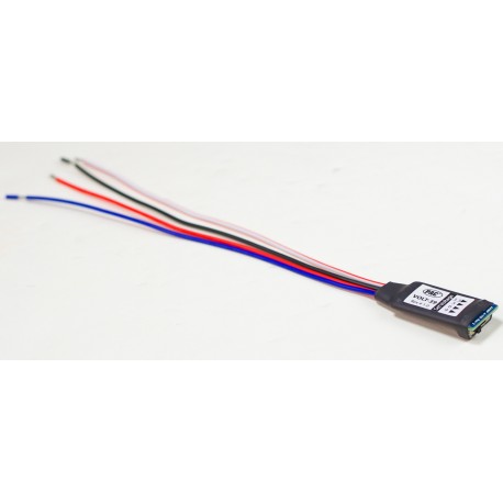 Adjustable voltage adapter